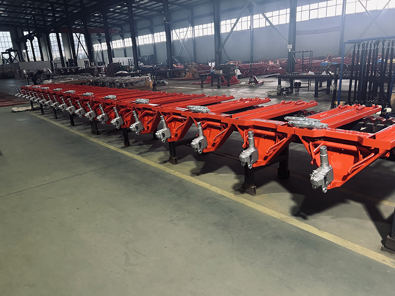 Hydraulic pallet truck production workshop